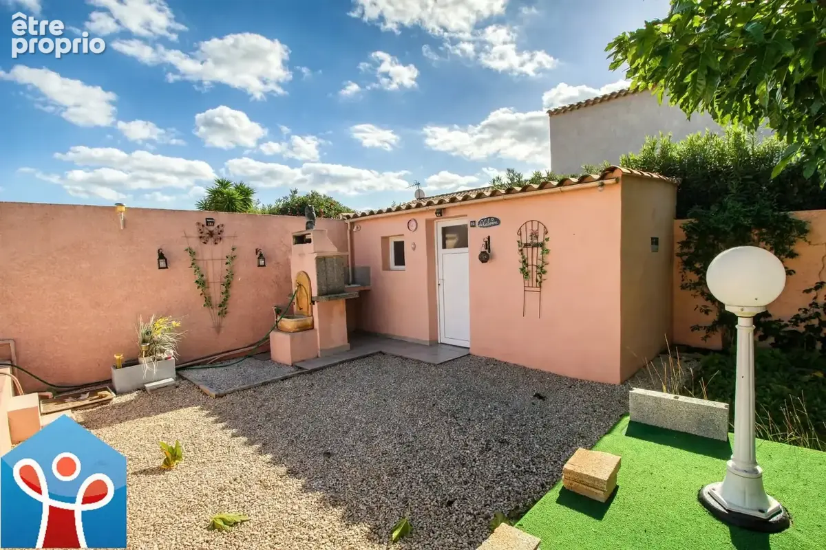 Villa de plain-pied avec piscine et garage à SAUVIAN - photo 17