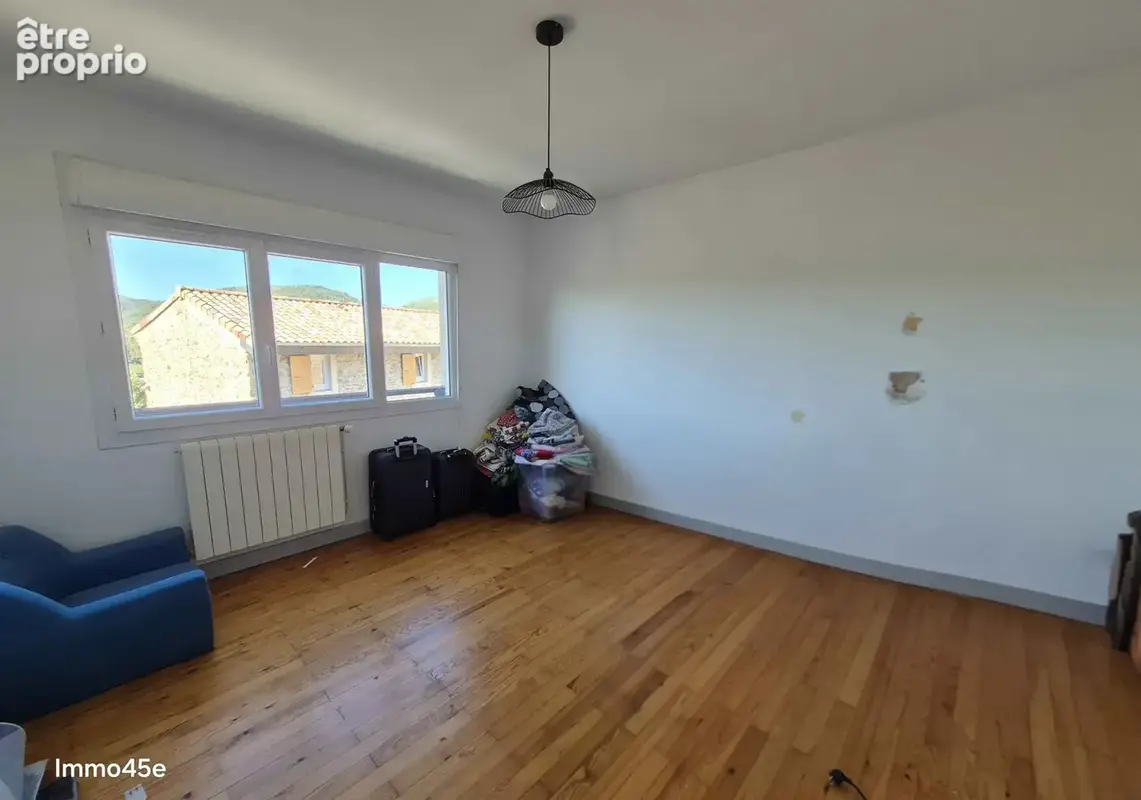  au coeur de gervans, grande maison t7 + garage + extérieur - photo 2