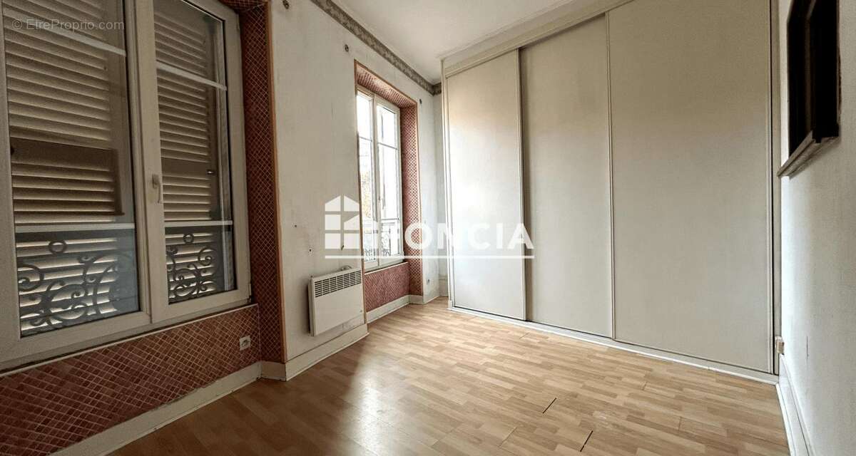 Appartement à CORBEIL-ESSONNES