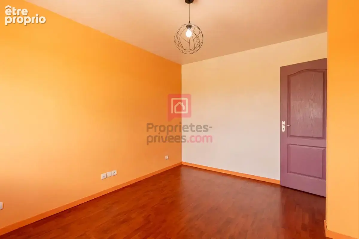 MAREUIL-LÈS-MEAUX  Maison récente 4 chambres avec jardin de 600 m² - photo 9