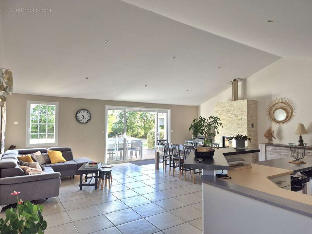 Maison à SAINTE-FOY