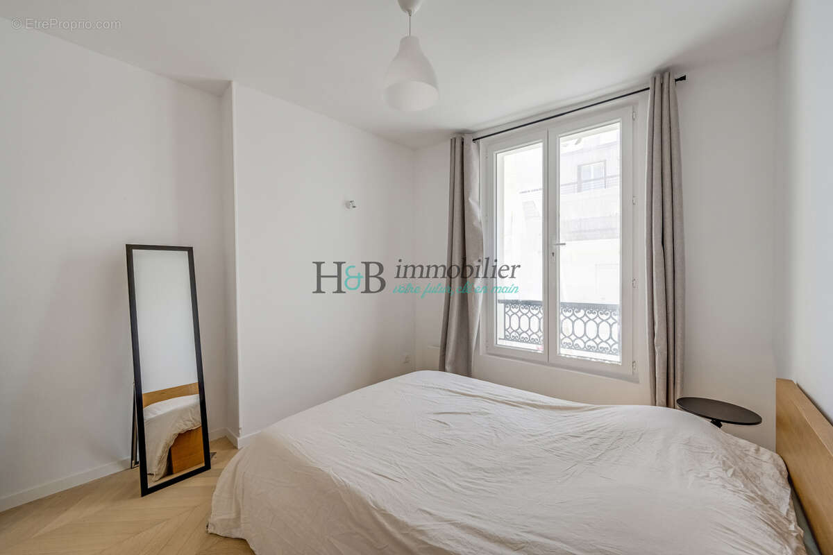 Appartement à PARIS-11E