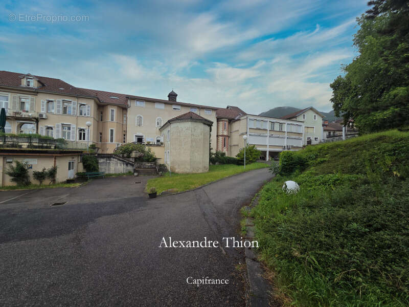 Maison à CONFORT