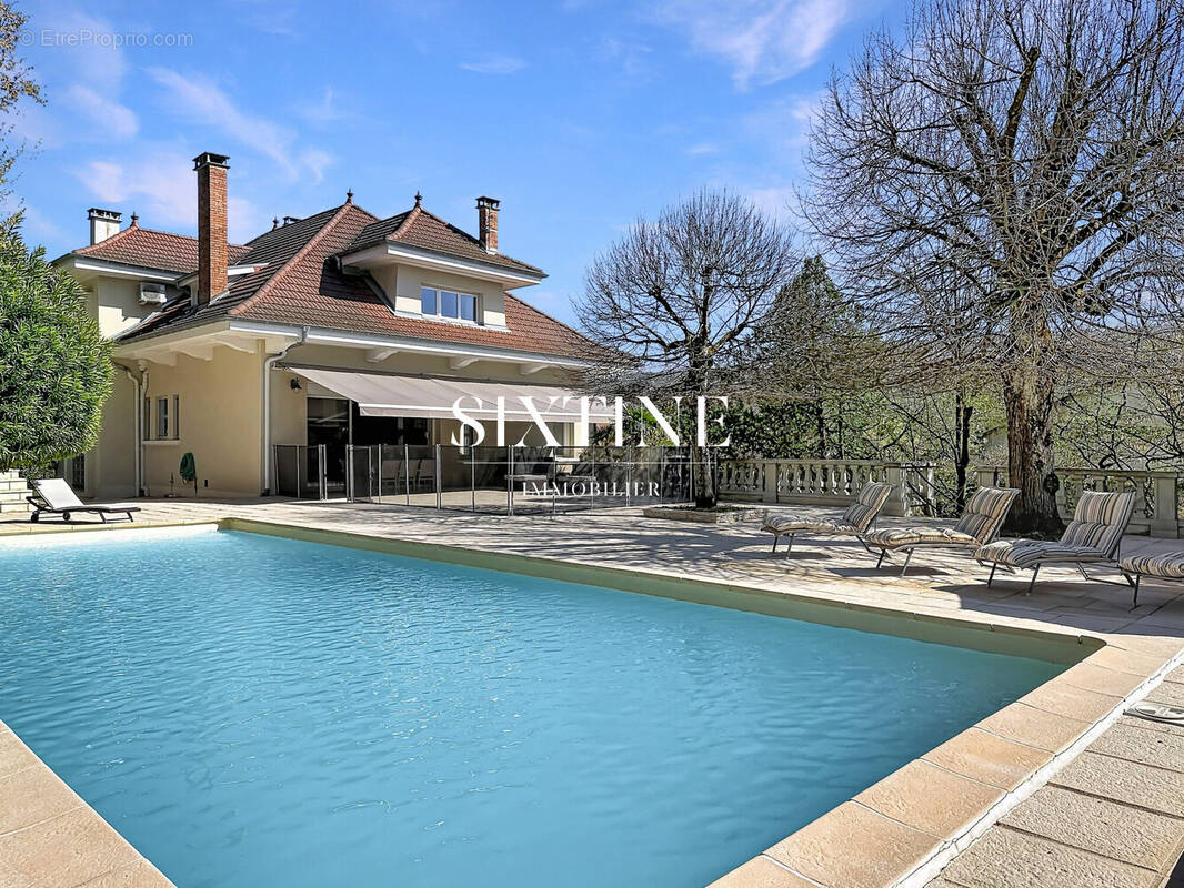 Maison à VERNIOZ