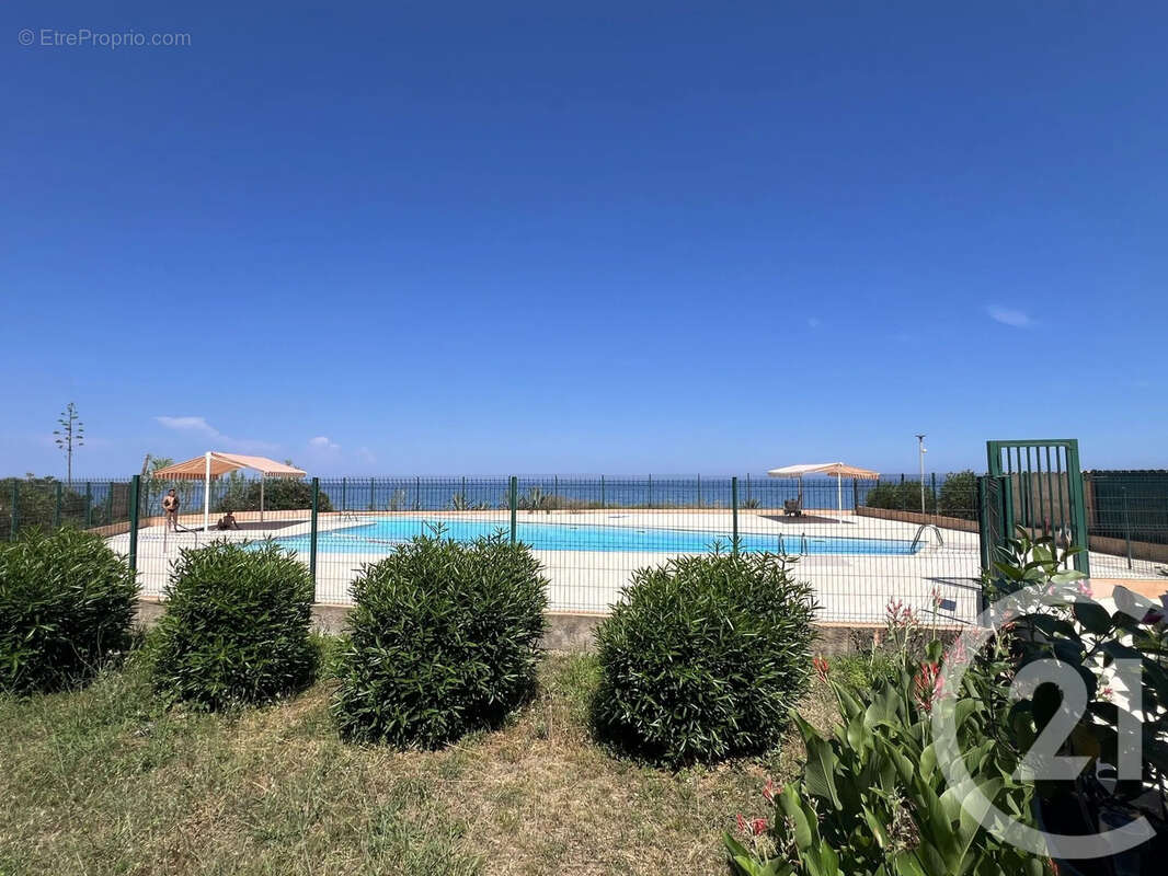 Appartement 25 m² à Santa-Lucia-Di-Moriani  - photo 2