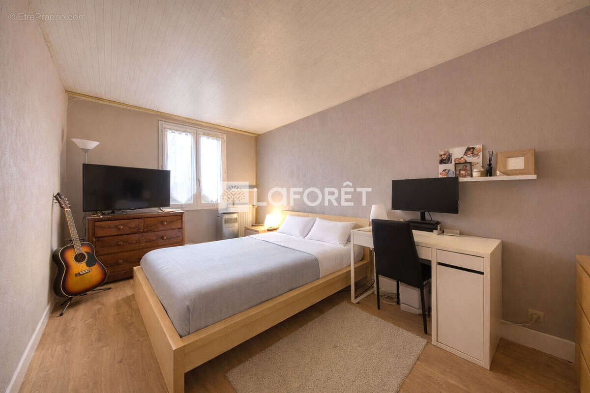 Maison Pontault Combault 6 pièce(s) 104.49 m2 - photo 8