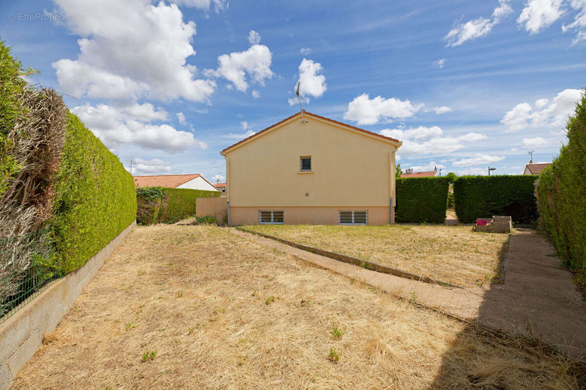 Maison Familiale A vendre La Bruffière - photo 11