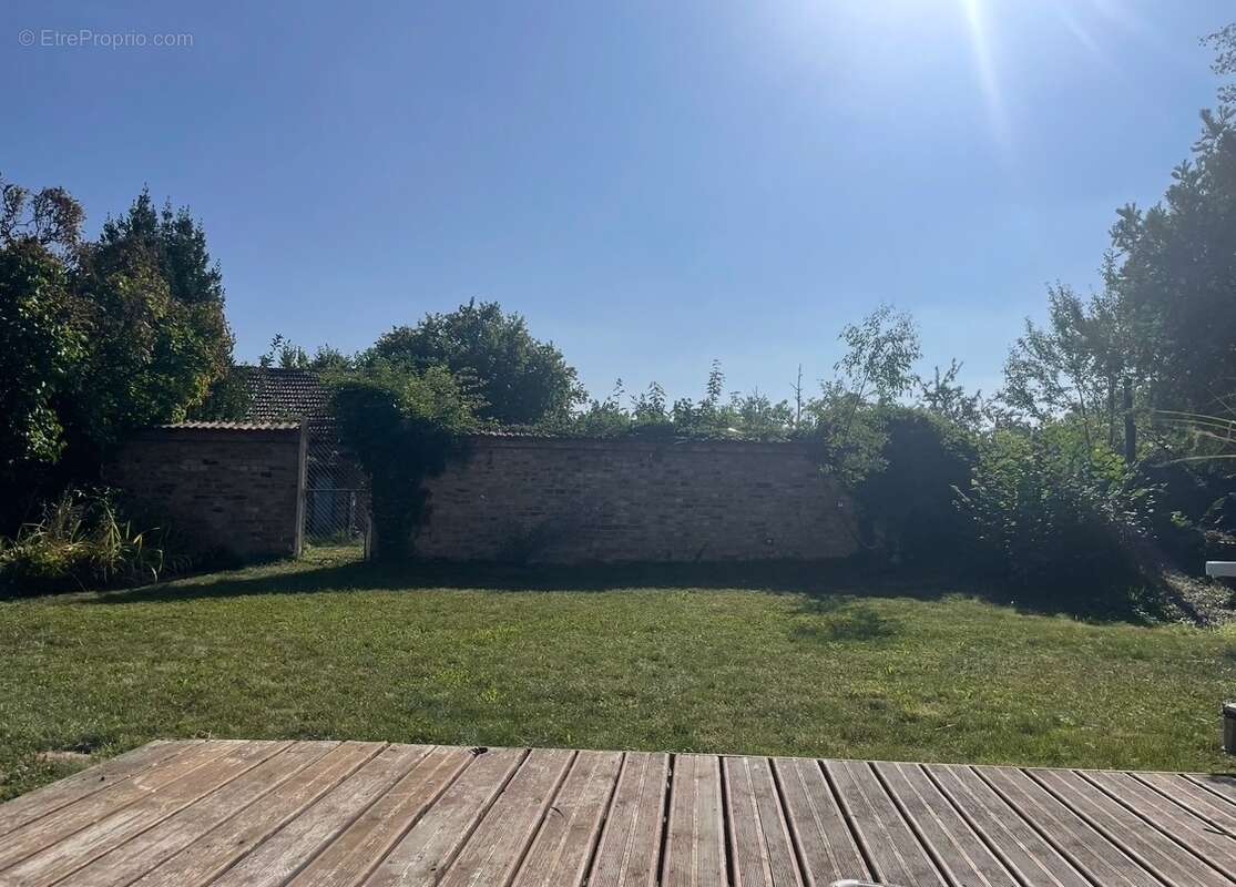 Maison à CHATEAU-PORCIEN