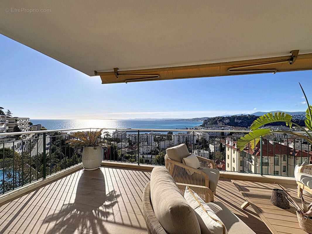Appartement à NICE
