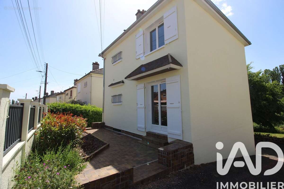 Photo 6 - Maison à COULANGES-LES-NEVERS