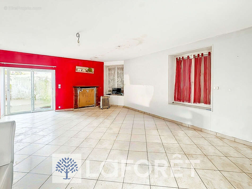 Maison à rénover à vendre à GEMOZAC - Référence 4418 - photo 5