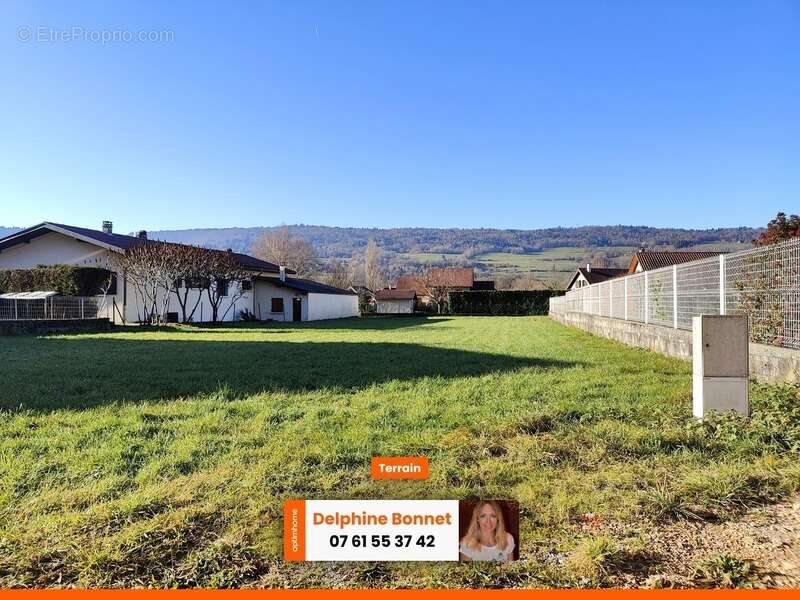 Terrain à SAINT-JOSEPH-DE-RIVIERE