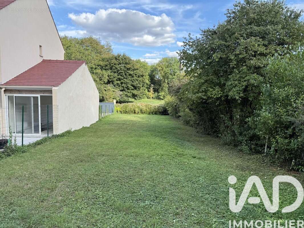 Photo 4 - Terrain à CORBEIL-ESSONNES