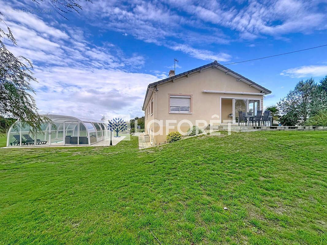 Maison à CHATILLON-SUR-THOUET