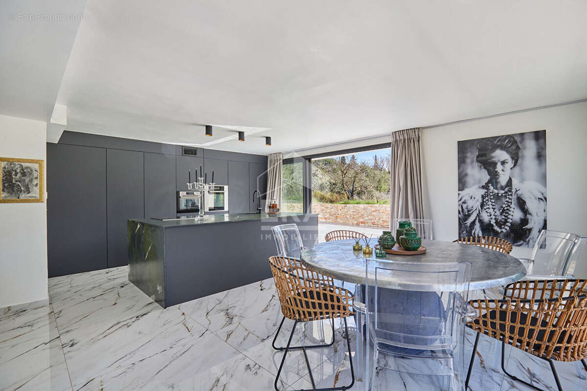 Maison à AIX-EN-PROVENCE