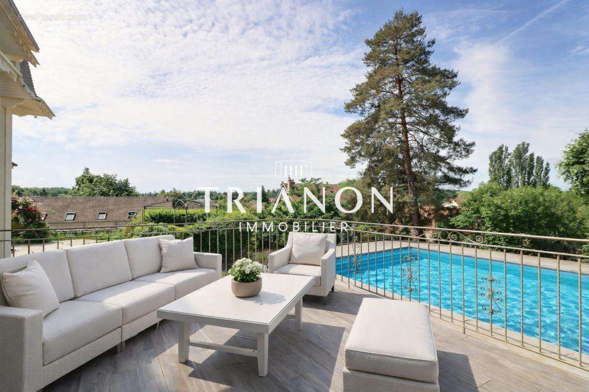 Maison bourgeoise de 245 m² avec  piscine, terrain 1.500 m² - photo 16