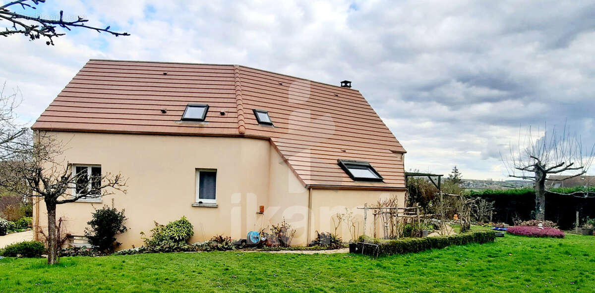 Maison à VILLEFARGEAU