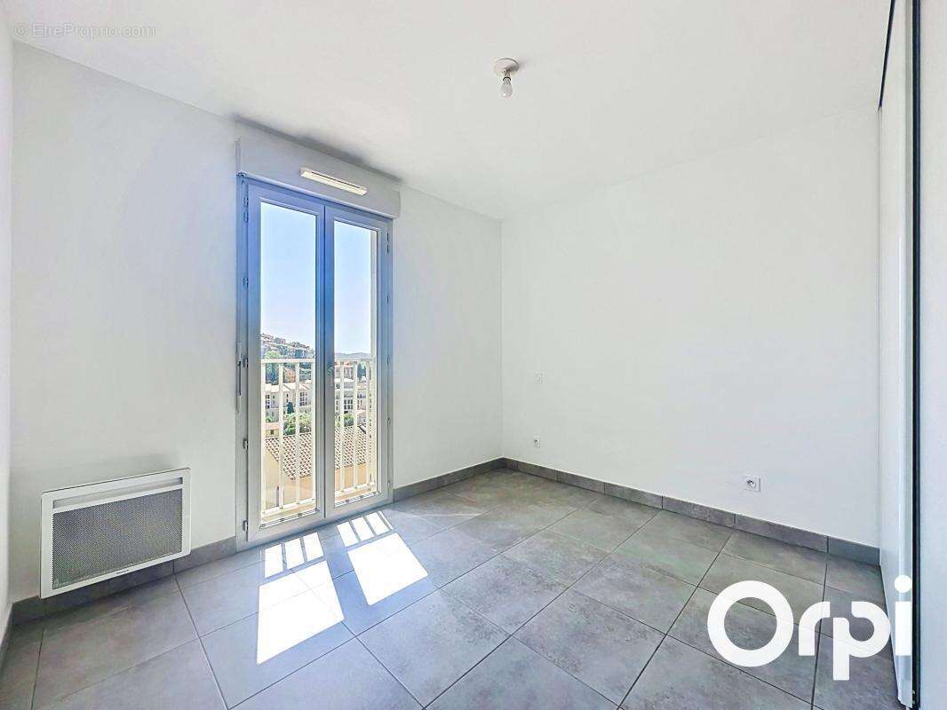 Appartement à GATTIERES