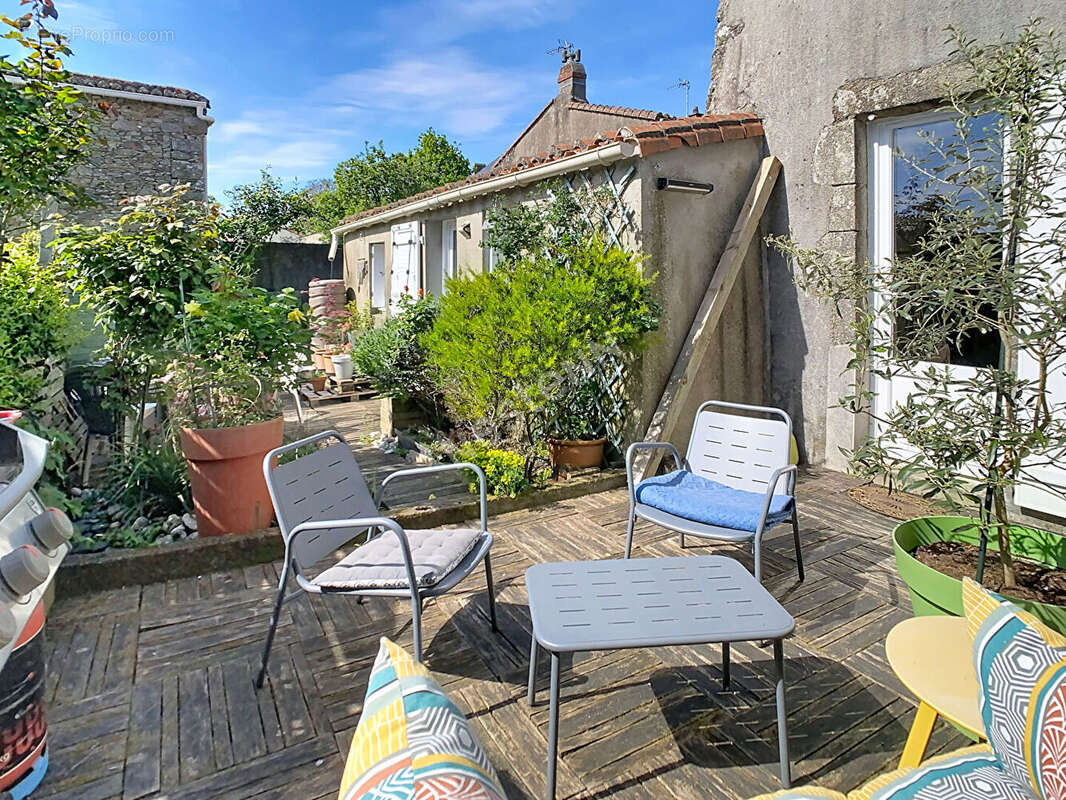 Maison à BOUSSAY