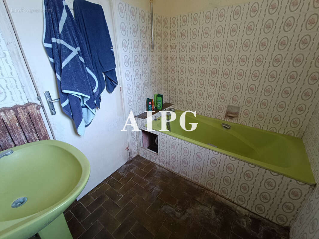 Gouarec, maison à vendre - photo 11