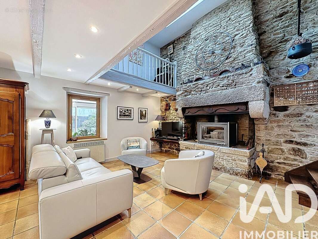 Maison 135 m² à Clohars-Carnoet  - photo 3