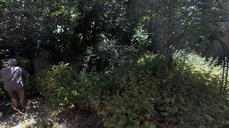 Exclusivité - Demeure d’exception du XVe siècle au cœur de la Provence - Saint Trinit (Vaucluse) - photo 20