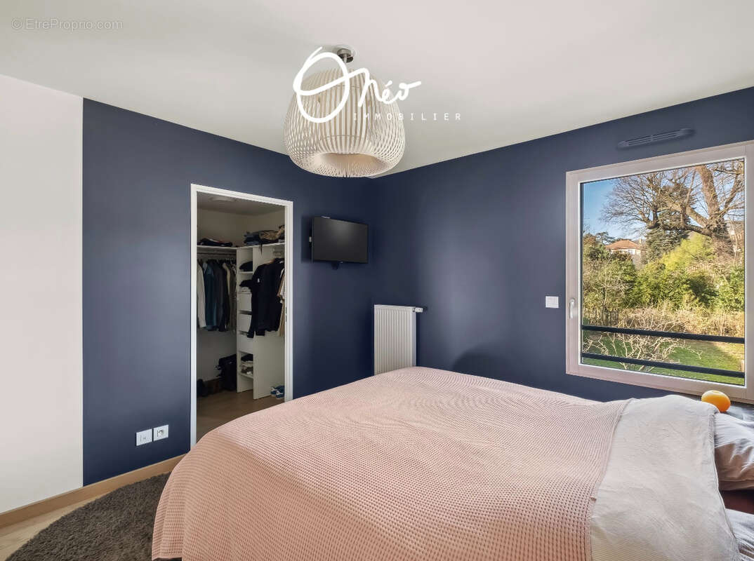 Appartement à SAINT-CYR-AU-MONT-D'OR