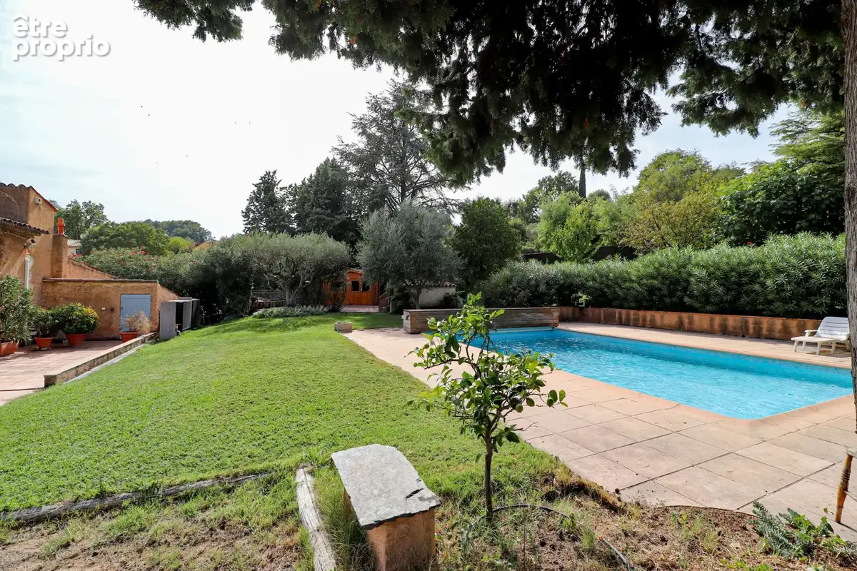 Exclusivite ancien moulin de caractere de 250m2 sur terrain de 2447m2 avec piscine et dependances - photo 48