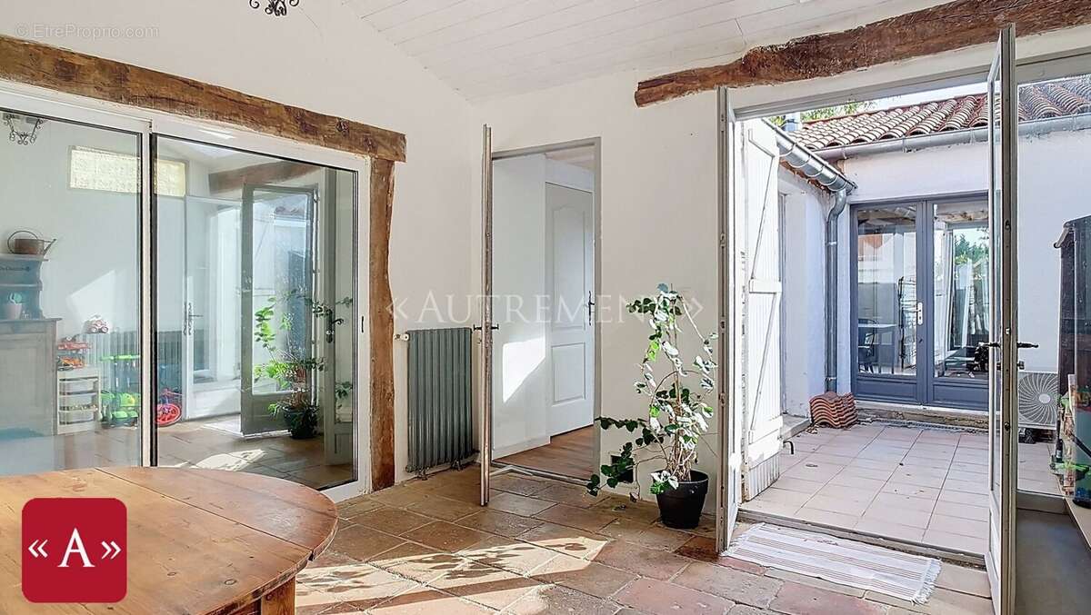 Maison à MEZENS