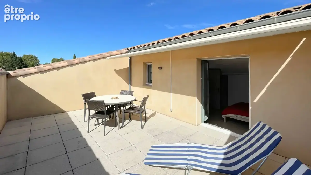 Uzès, lumineux duplex avec deux terrasses et garage, à pied du centre historique - photo 20