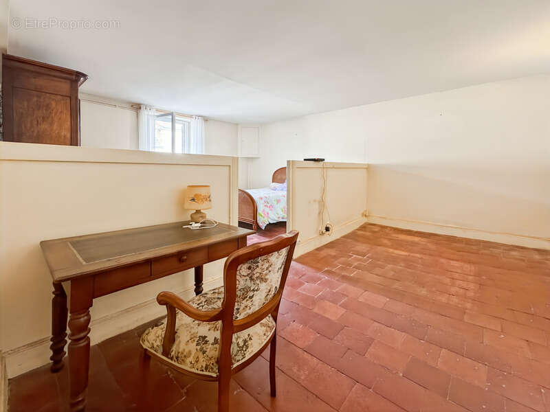 Maison à LA CLAYETTE