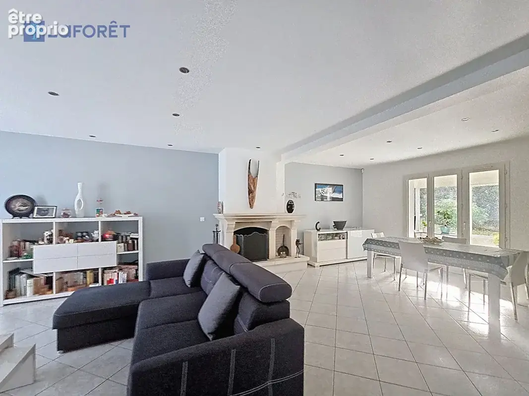 Maison Chessy 7 pièce(s) 175 m² - photo 3