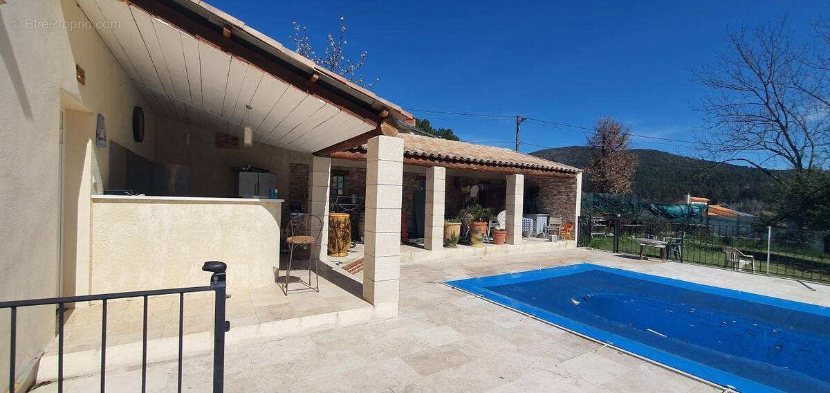 Maison à SAINT-FLORENT-SUR-AUZONNET