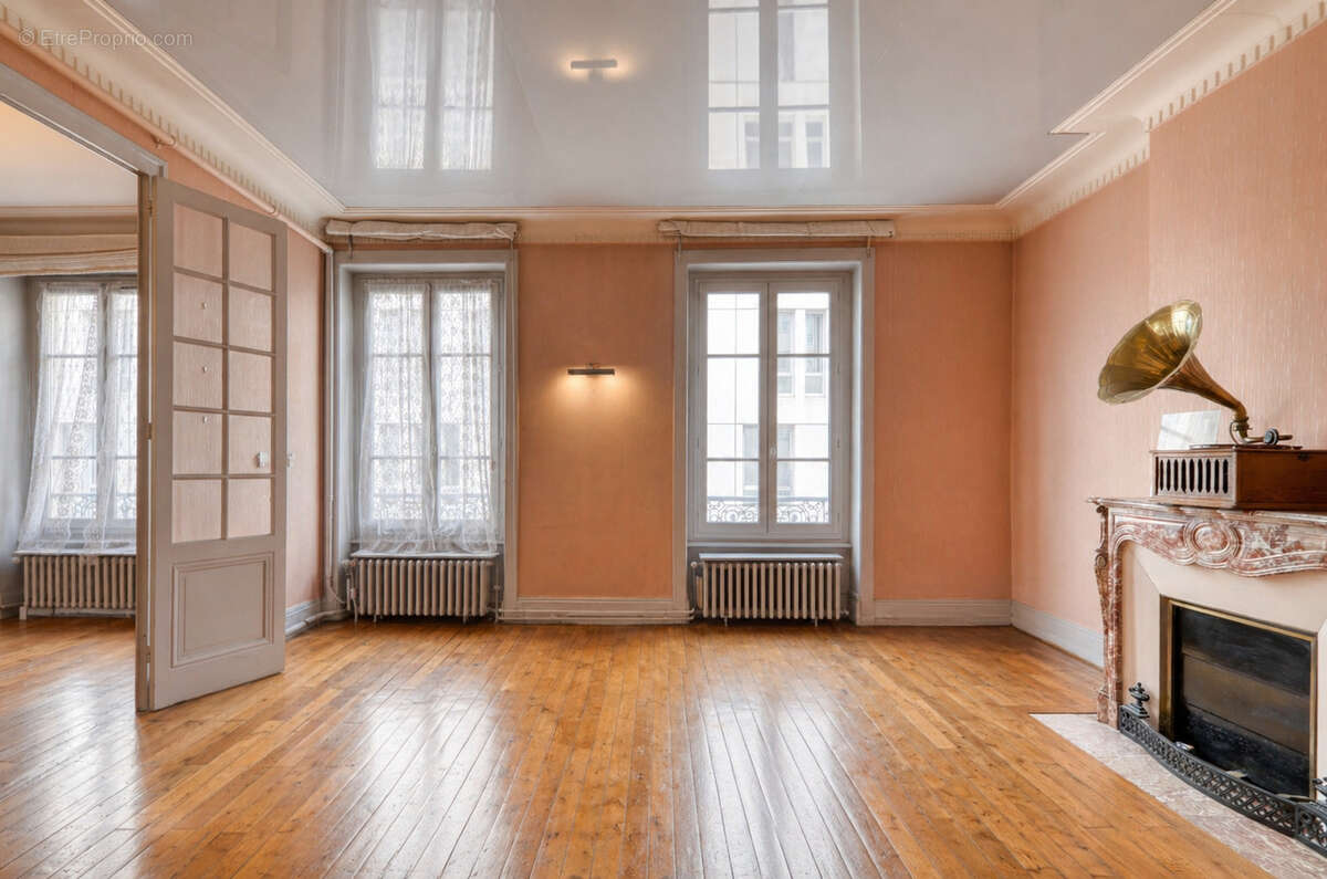 Appartement à LYON-7E