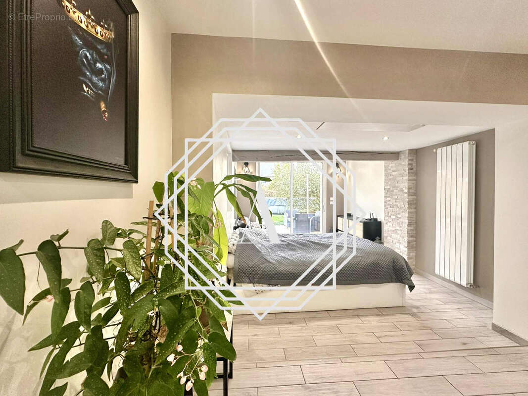 Maison à SAINT-CREPIN-IBOUVILLERS