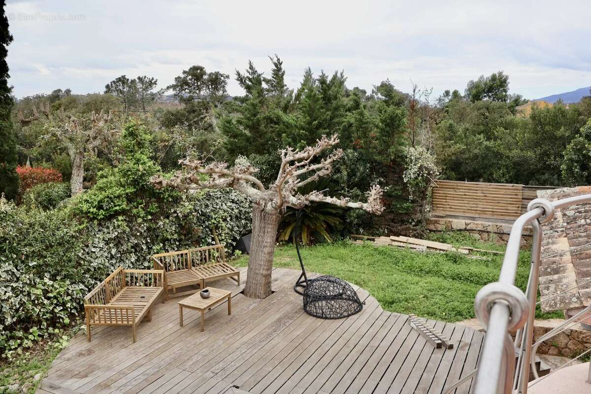 Maison à PORTO-VECCHIO