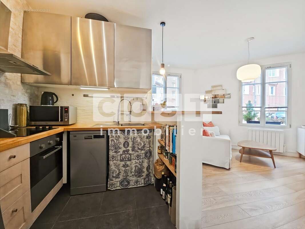 Appartement à ASNIERES-SUR-SEINE