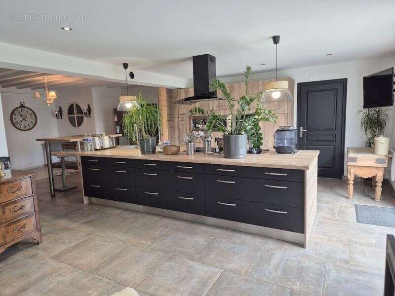 Maison à LA SELLE-CRAONNAISE