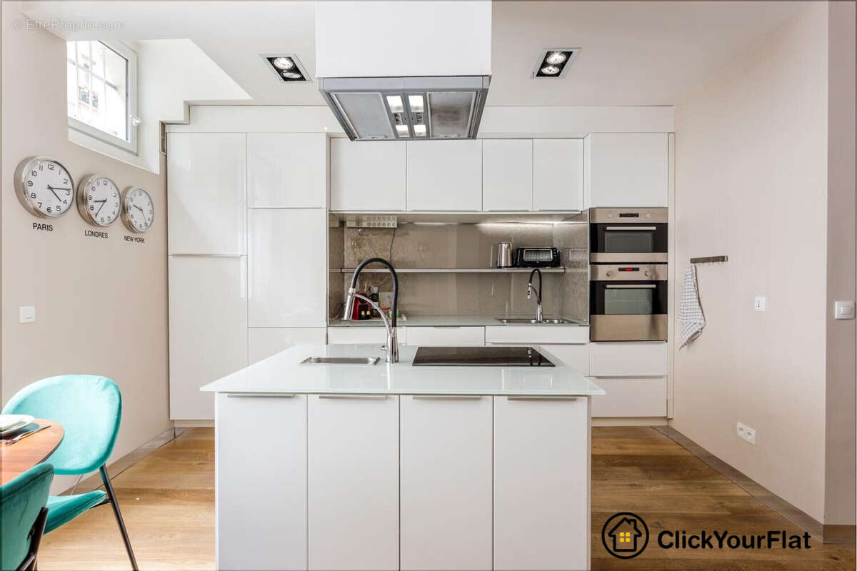 Commerce à PARIS-17E