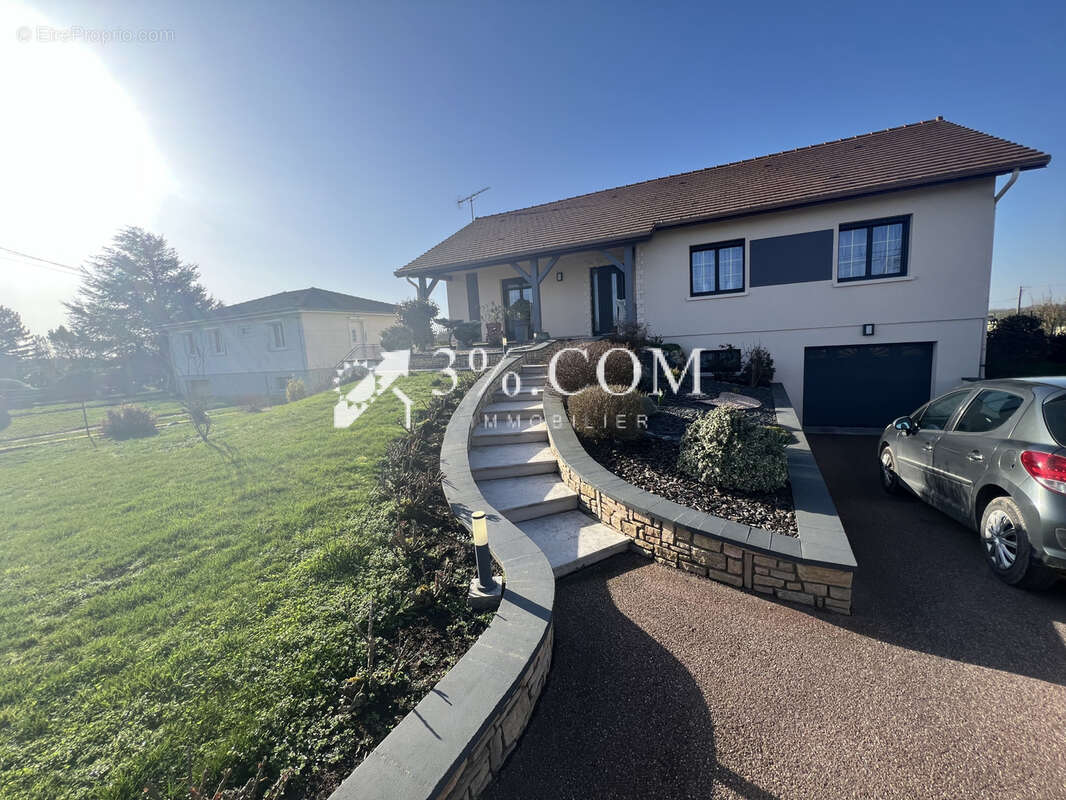 Superbe Maison Plain-Pied 150 m2 + Terrain Arboré 1900 m2 54300 Hériménil - photo 2