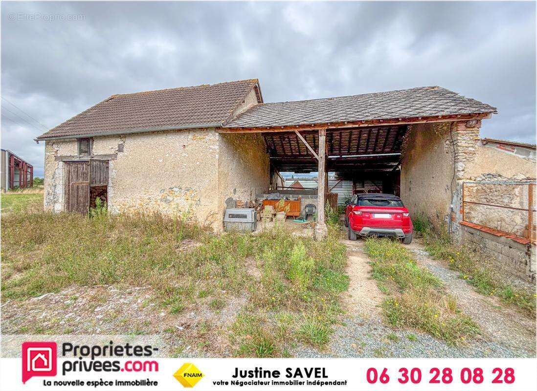 Maison à MEHUN-SUR-YEVRE