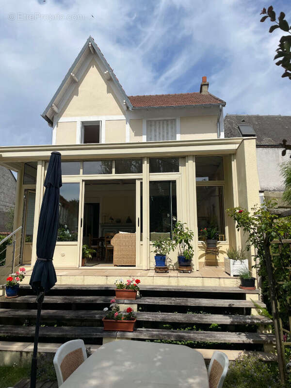 Maison à MANTES-LA-JOLIE