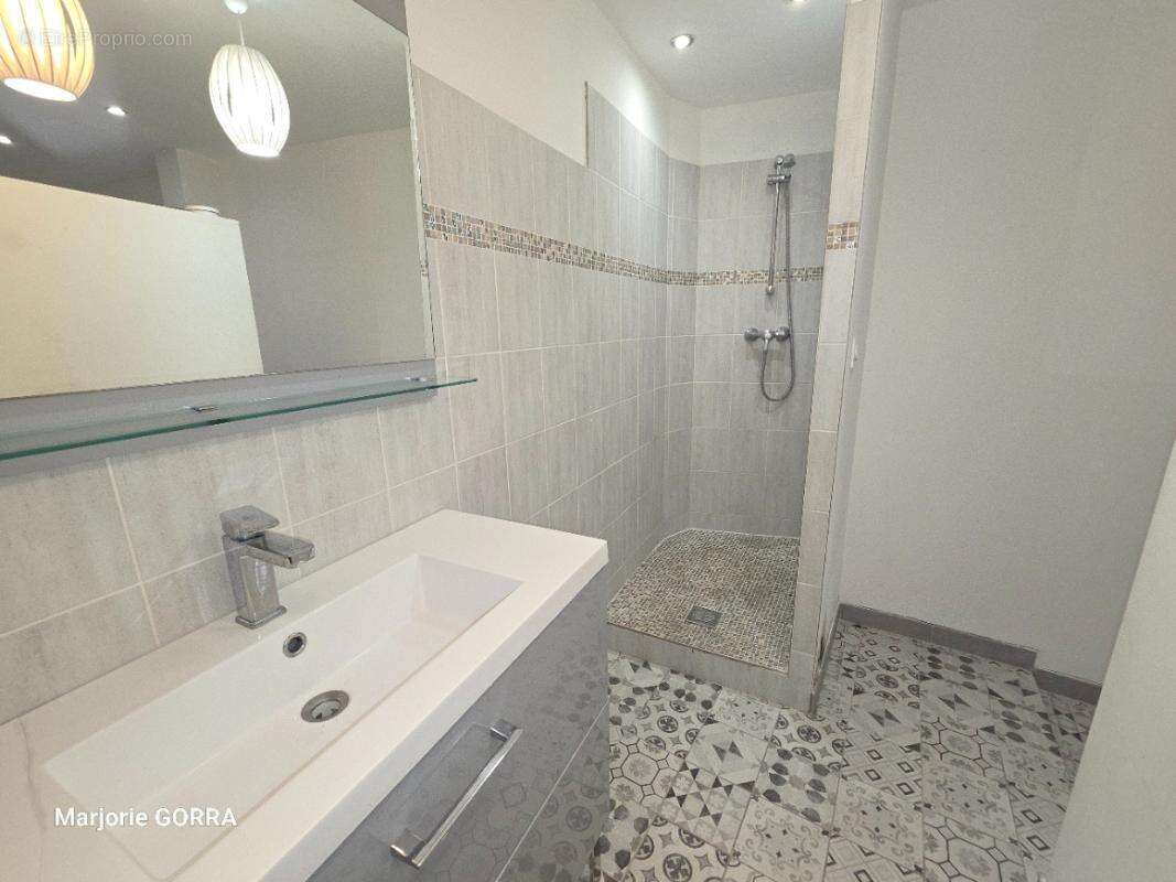 Maison à NANS-LES-PINS