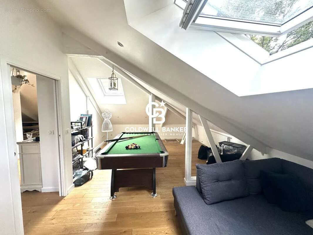 Maison bourgeoise  250 M2 quartier Charmettes - photo 34