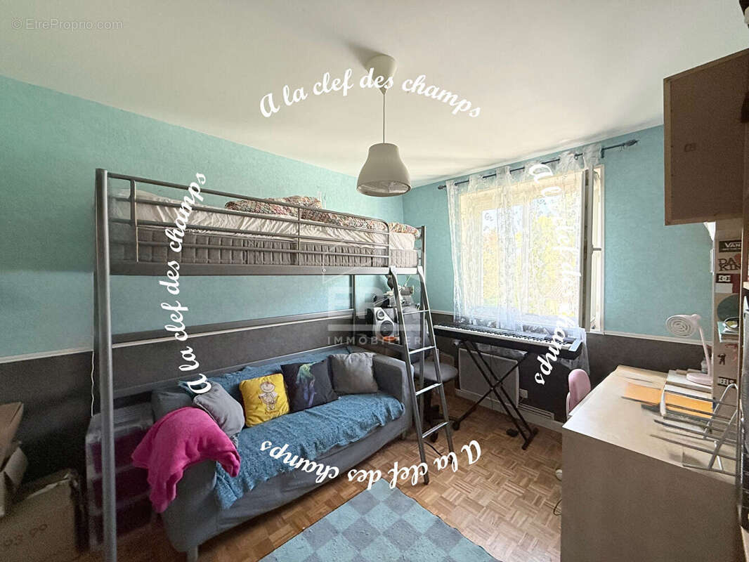 Maison à GIF-SUR-YVETTE