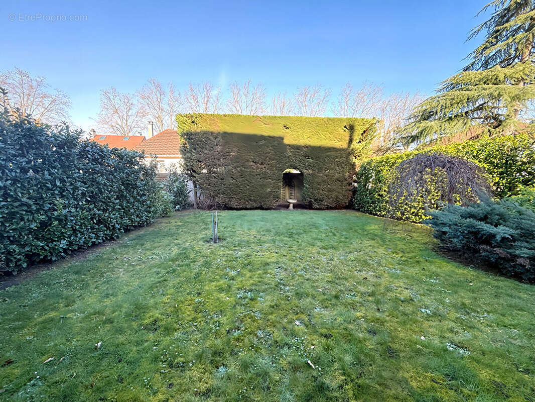 Maison à JOUY-EN-JOSAS