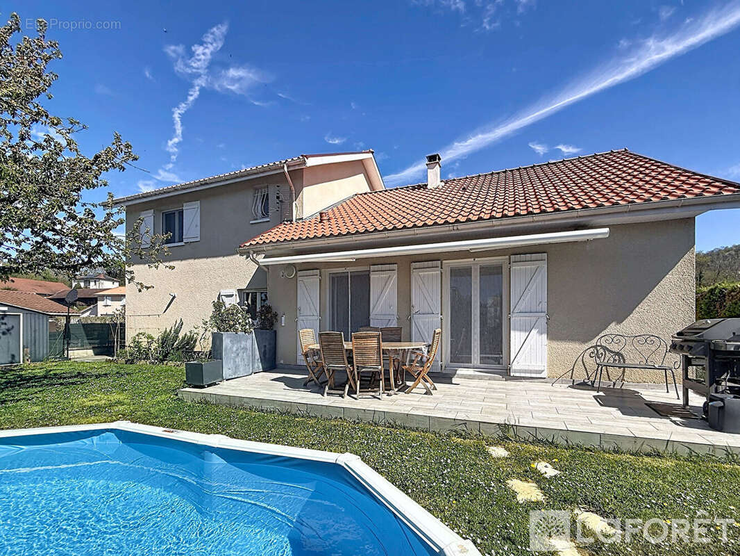 Maison à BOURGOIN-JALLIEU