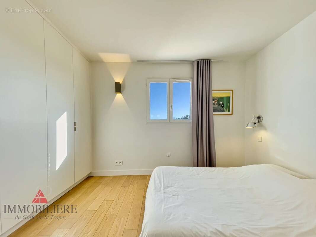 Appartement à COGOLIN