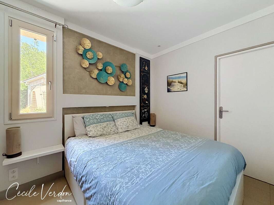 Plain-pied 145 m2, 4 chambres sur 2319 m2 de terrain à vendre 6 pièces BERGERAC (24) - photo 19