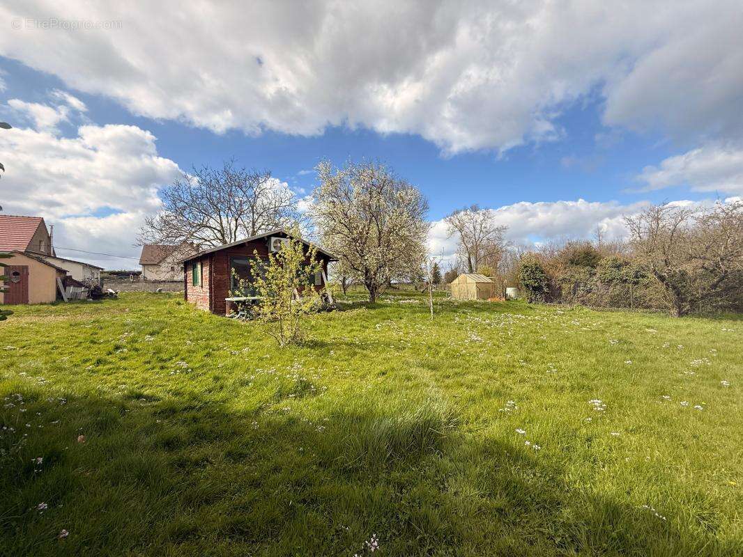 Maison à SAINT-LEGER-TRIEY